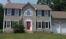 55 Falcon Ln Cranston, RI 02921