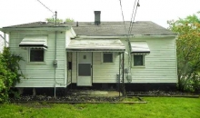4862 Winifred St Wayne, MI 48184