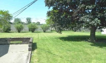 32680 Forest St Wayne, MI 48184