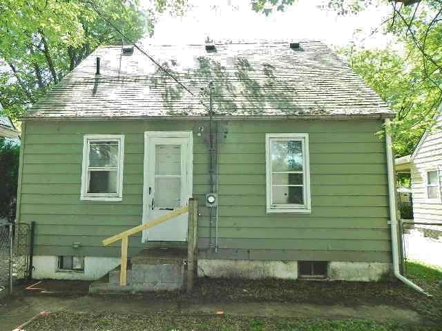 4161 Carnegie St, Wayne, MI 48184