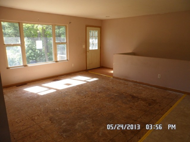 6574 Spruce St, Twin Lake, MI 49457