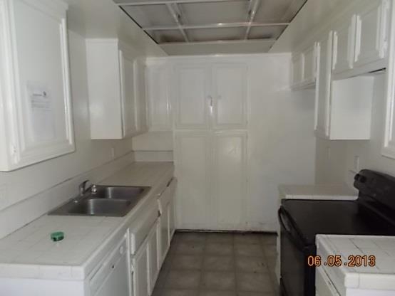 908 West Lamark Ln, Anaheim, CA 92802