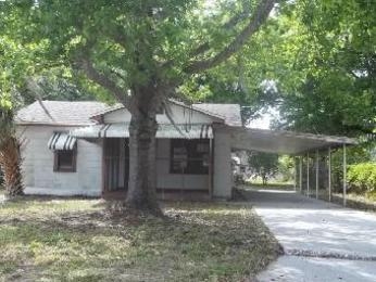 614 Ash St, Auburndale, FL 33823