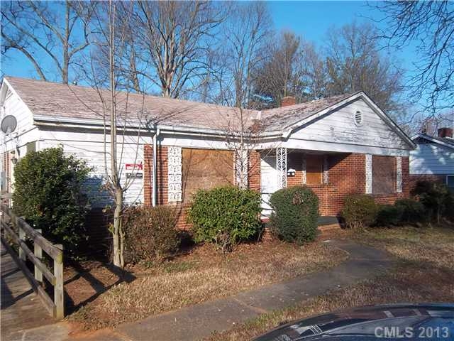 2234 Ashley Rd, Charlotte, NC 28208