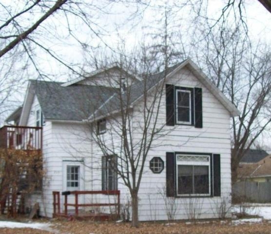 215 2nd Ave Ne, Saint Cloud, MN 56304