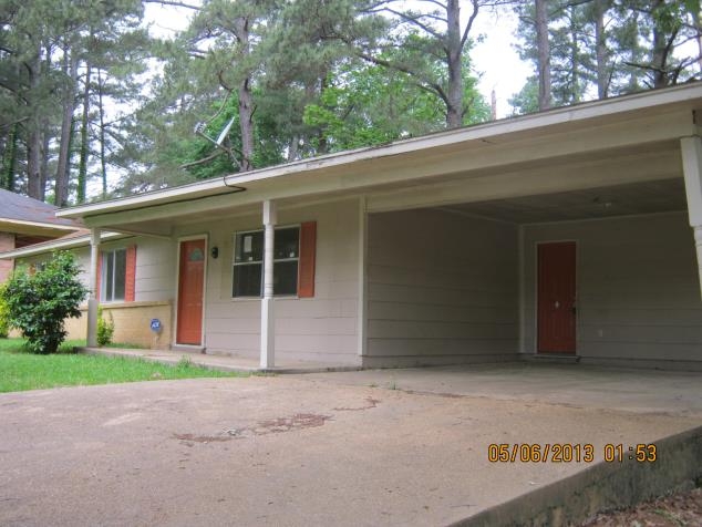 1709 Shady Lane Dr, Jackson, MS 39204