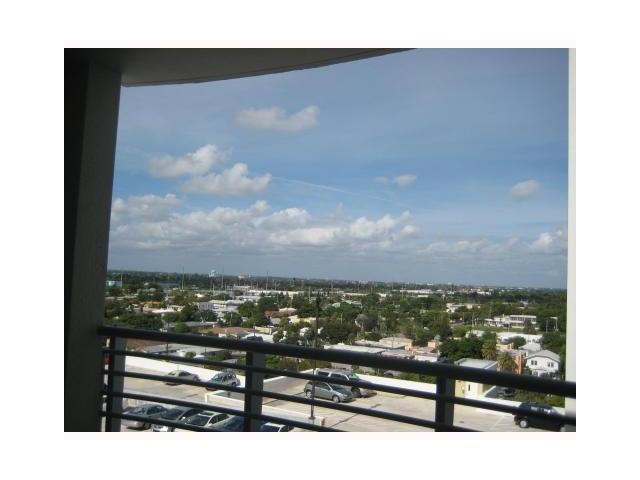 1830 RADIUS DR # 1001, Hollywood, FL 33020