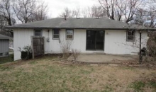 9304 E 67th Ter Kansas City, MO 64133