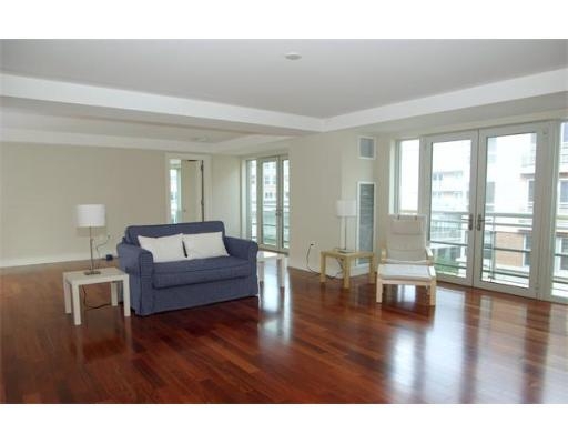 4 Battery Wharf #4402, Boston, MA 02109
