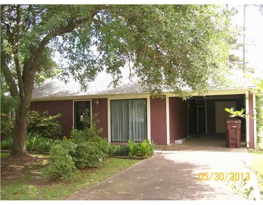 2 Woodcock Cir, Diamondhead, MS 39525