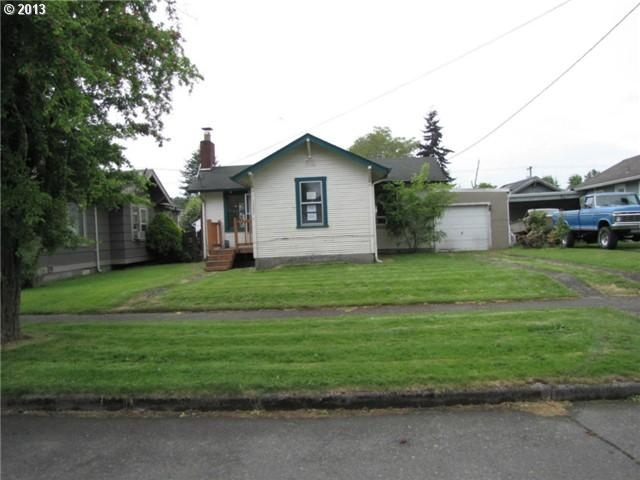 1307 S 6th Ave, Kelso, WA 98626