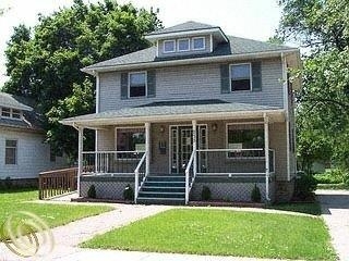 833 E Grand River Ave, Howell, MI 48843