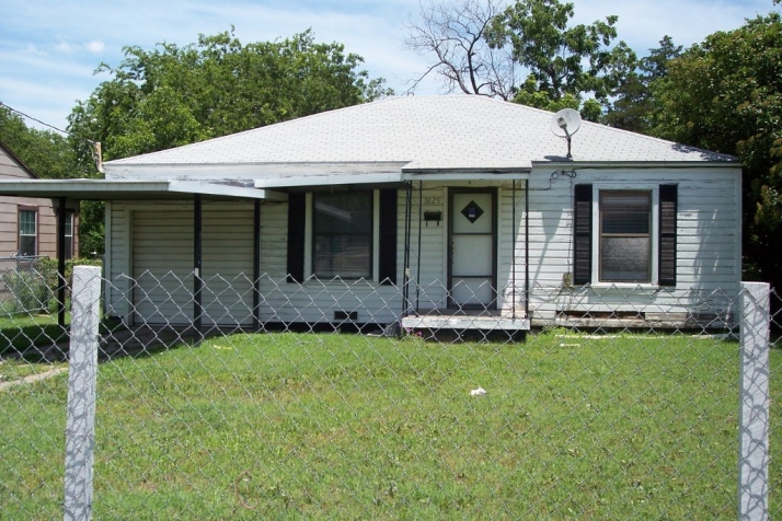 3829 Glenhaven Blvd, Dallas, TX 75211