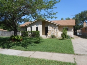 9441 Edgecreek Dr, Dallas, TX 75227
