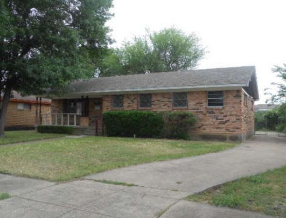 5617 Banting Way, Dallas, TX 75227