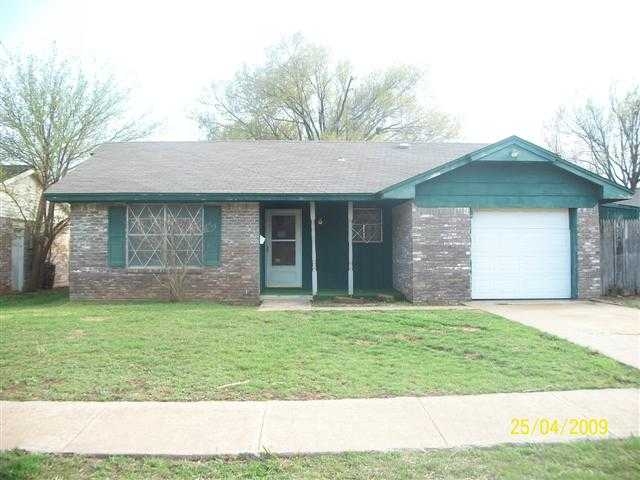 1704 Brandon Cir, Norman, OK 73071