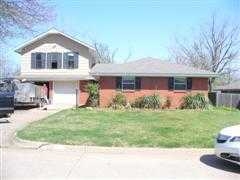 323 Woodcrest Dr, Norman, OK 73071