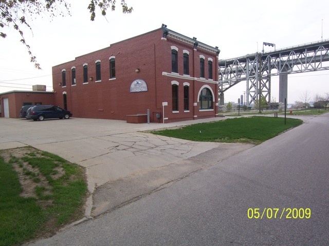 2402 Gratiot Avenue, Port Huron, MI 48060