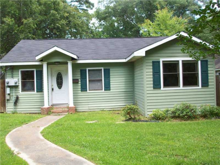 305 S General Pershing St, Hammond, LA 70403