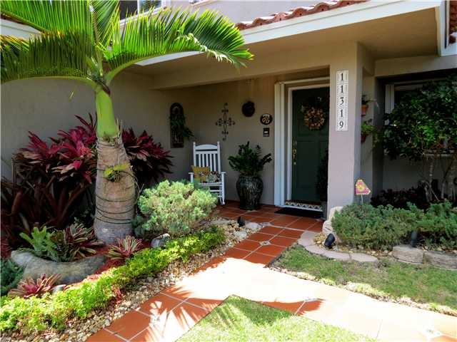 11319 SW 73 LN, Miami, FL 33173