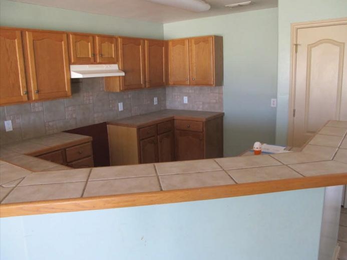 2620 Bandera Dr, Laredo, TX 78046