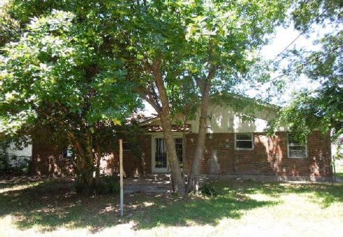 212 N Bullock Dr, Garland, TX 75042