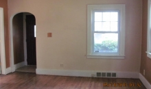 622 Raskob St Pontiac, MI 48340