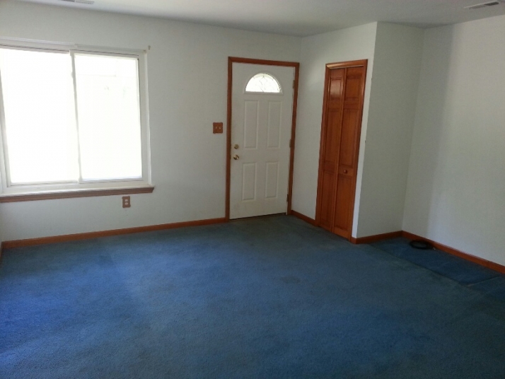 9057 Robert Street, Taylor, MI 48180