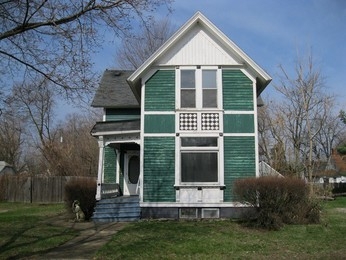 31 Stapleton St, Mount Clemens, MI 48043