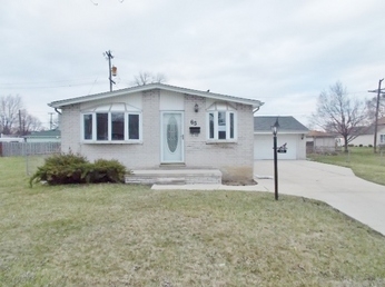 65 Rathbone St, Mount Clemens, MI 48043