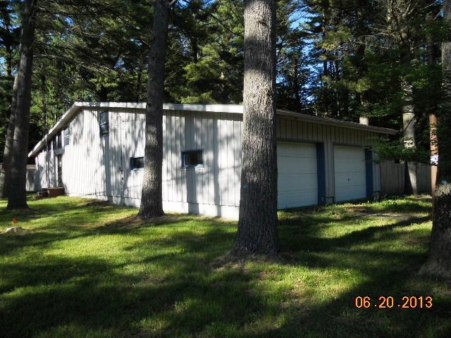 616 W Brownlee Rd, Sanford, MI 48657