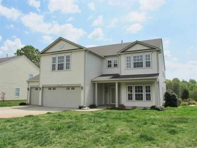1700 Grove Tree Ln, Clover, SC 29710