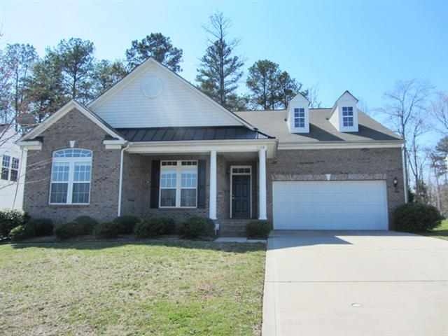 1124 Oleander Dr, Clover, SC 29710