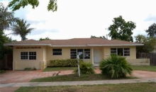 325 Ne 129th St Miami, FL 33161