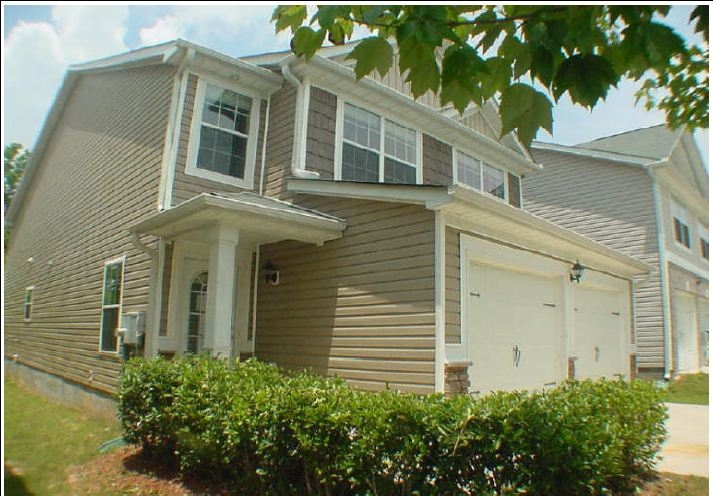 335 Hidden Creek Ln, Canton, GA 30114