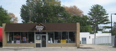 196 N Gratiot, Mount Clemens, MI 48043