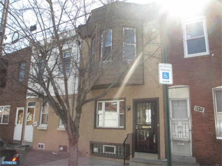 2973 E Thompson St, Philadelphia, PA 19134