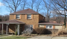 302 Macfarlane Dr Pittsburgh, PA 15235