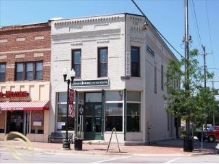 102 W Main St, Pinckney, MI 48169