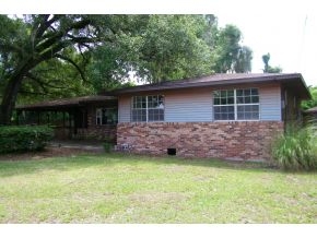 4608 Brooks St, Wildwood, FL 34785