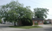 831 E. Lewiston Ferndale, MI 48220