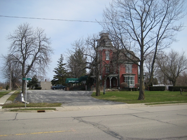 8544 Lake Street, Port Austin, MI 48467