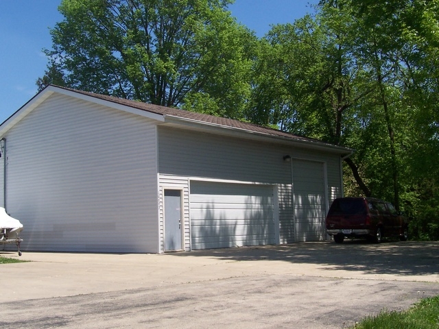 10691 Main St., Roscoe, IL 61073