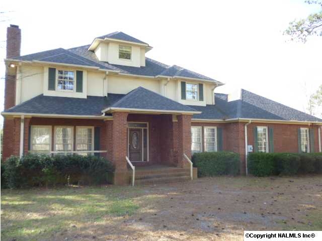 77 Bramlett Rd, Union Grove, AL 35175