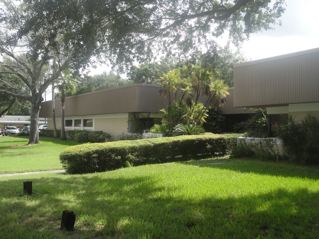 3709 W Hamilton Ave, Tampa, FL 33614