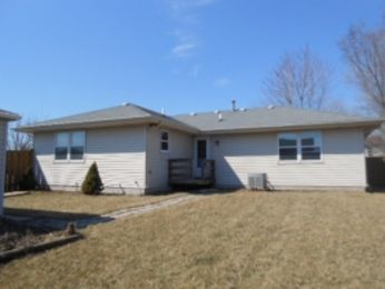 2406 Joe Adler Dr, Plainfield, IL 60586