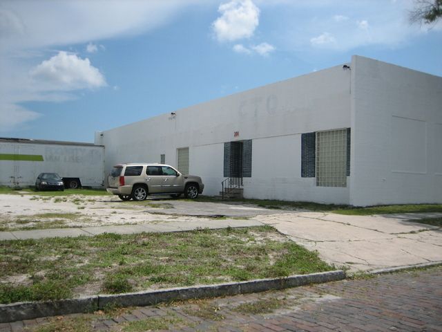 2200 2nd Ave. S., Saint Petersburg, FL 33712