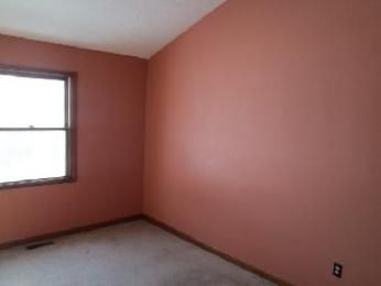 9544 Sandpiper East Dr, Indianapolis, IN 46268