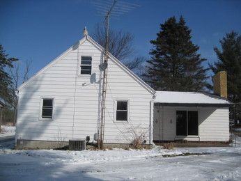 1948 Fitchburg Rd, Stockbridge, MI 49285
