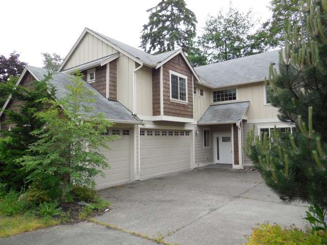 16444 Sylvester Road SW, Seattle, WA 98166